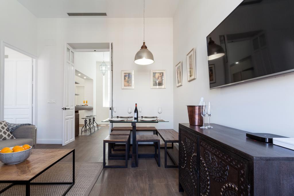 Stunning Boutique - Space Maison Apartments Sevilla Eksteriør bilde